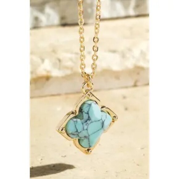 ITS Sense Jewelry - Turquoise Clover Pendant Necklace - Semi-Precious Stone, Gold Chain
